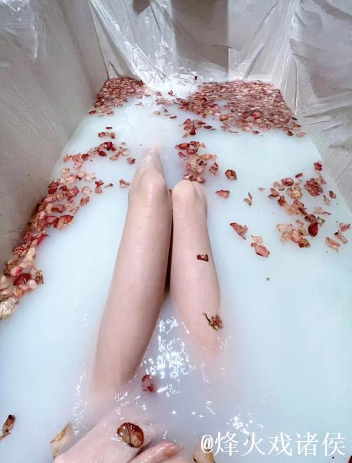 搓光美女衣服菠萝蜜视频 搓光美女衣服菠萝蜜视频